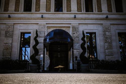 Galería fotográfica de TH Roma - Carpegna Palace en Roma