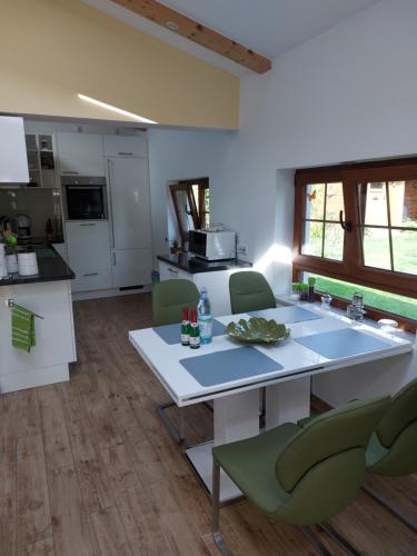 Dapur atau dapur kecil di Ferienhaus in Bernau bei Berlin