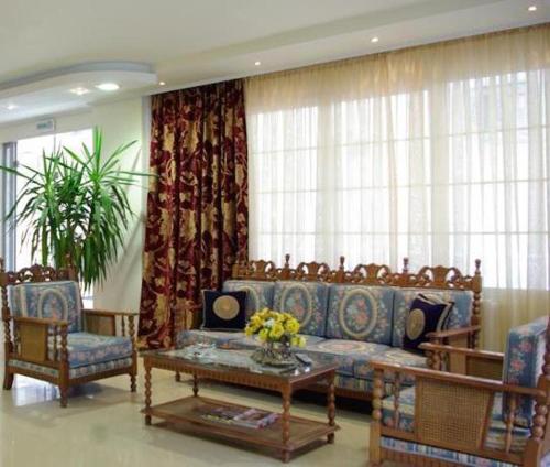 Gallery image of Hotel Chronis in Paralia Katerinis