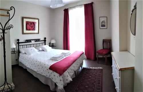 Agriturismo PIAN DEL GRANO Azienda agricolaにあるベッド