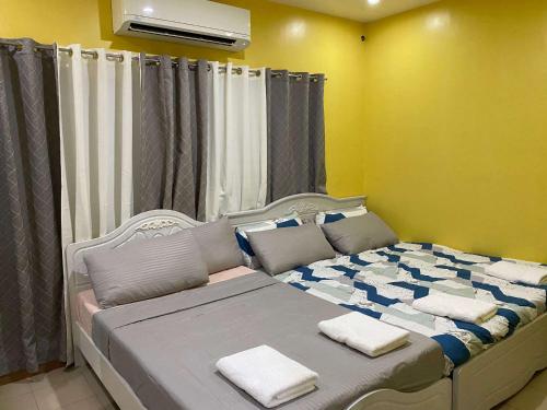 B2 – Spacious 3BR House with Netflix, Fiber Wifi, Parking, Balcony