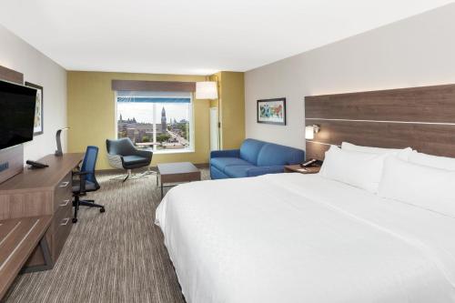 Foto da galeria de Holiday Inn Express & Suites Downtown Ottawa East, an IHG Hotel em Ottawa