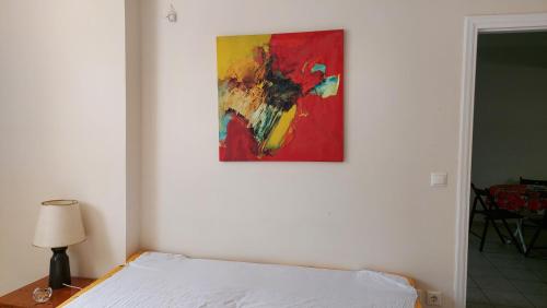 Joan's airport apartment