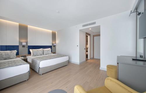 Sealife Kemer Resort Hotel - Ultra All Inclusive — Photo of the whole room
