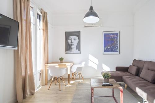 The White Flats Eixample