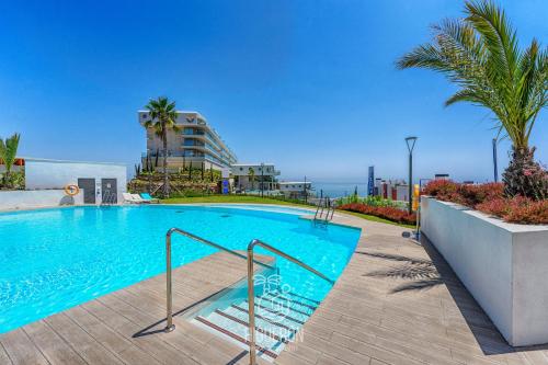 NEW APARTMENT WITH SEA VIEWS, SPA, GYM AND POOLS, Fuengirola ...