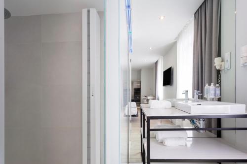 B&B HOTEL Madrid Centro Puerta del Sol photo 32