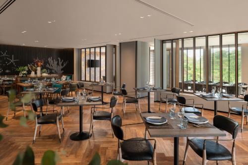 Un restaurante u otro lugar para comer en Cross Pattaya Pratamnak