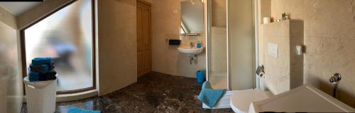 חדר רחצה ב-Trogir, Villa Salena, Residenz Ciovo Pearl, Slatine, Island Ciovo, Split