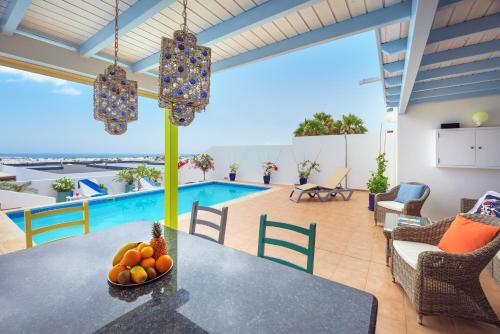 Poolvilla with Oceanview (wheelchair accessible/pool lift)