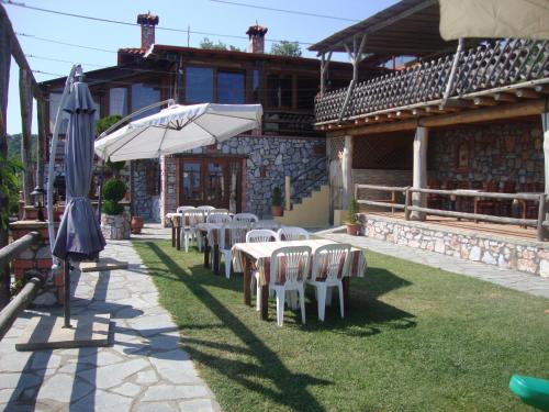 Um restaurante ou outro lugar para comer em Farma