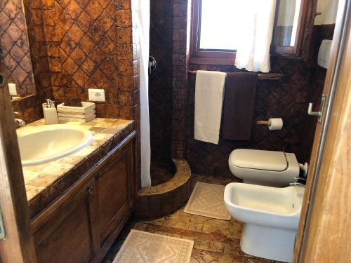 Bilik mandi di B&B Villa Aurora