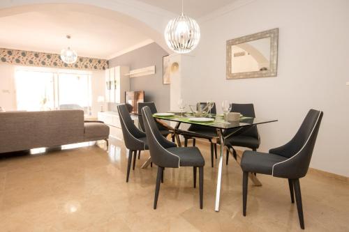Ground Floor Apartment, Los Jardines de Santa Maria Elviria