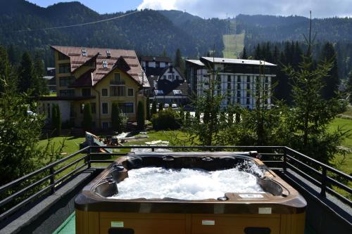 Gallery image of Casa Vinga - Restaurant&Jacuzzi in Poiana Brasov