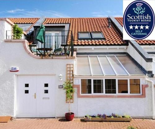 Seabird Mews, a self-catering maisonette
