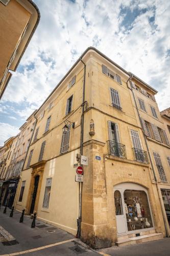 Lumineux Aix Plein Centre avec Parking privé Gratuit