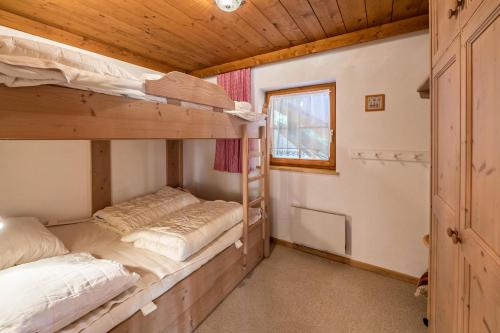 Двуетажно легло или двуетажни легла в стая в Polle Hütte - Eg