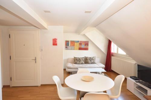 Beautiful studio in the old town - Symbol 2 4ST R