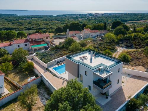 Villa Sea View Mandriol – Photos 4