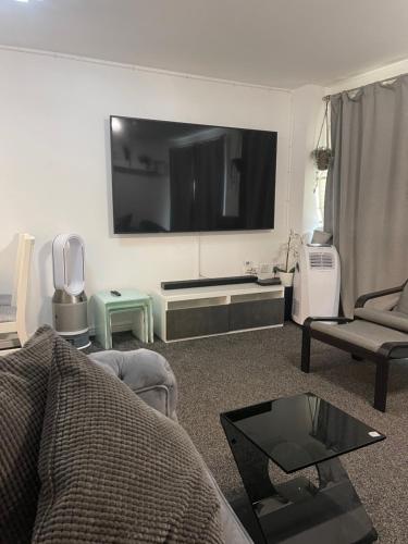3 bedroom house near Manchester City stadium, Manchester, Marea Britanie
