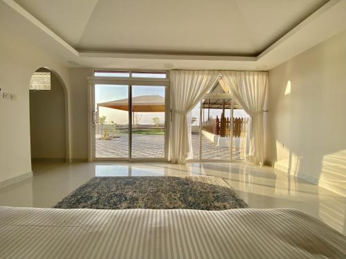 Galeriebild der Unterkunft Desert Dune Farmhouse - By Seven Elements in Ras al Khaimah