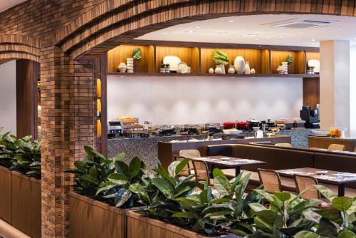 Еда / где поесть недалеко от курортного отеля