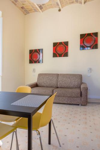 RomAntica Suite with balcony near San Giovanni