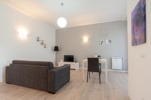 Valle Aurelia Station House Two by Dama
