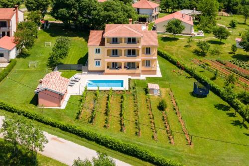 Villa Green Holiday – Photos 2
