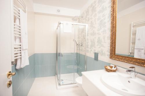 Ванна кімната в Villa Boutique Lafayette