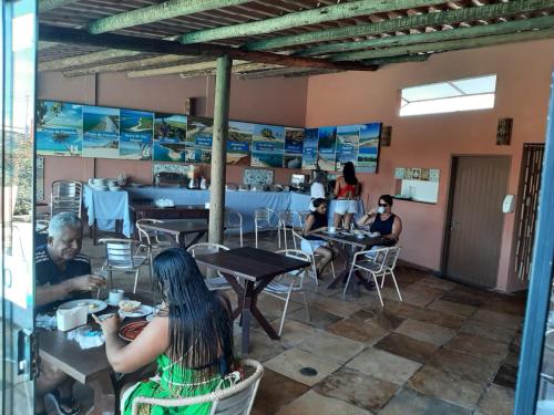 Un restaurante u otro lugar para comer en Atlântico Hotel Maceió