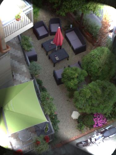 Un jardín fuera de Hotel Olympic