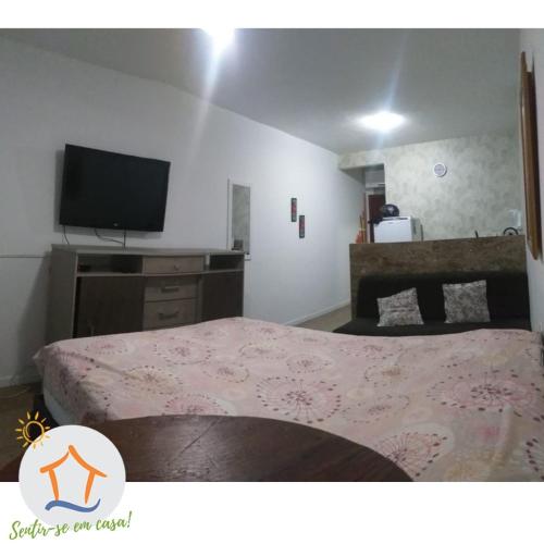 เตียงในห้องที่ Flat Praia de Itaparica, com Wifi - Sentir-se em casa!