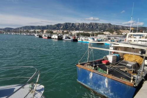 Villa Pescadors 3HB 5 MIN al mar & auto check in