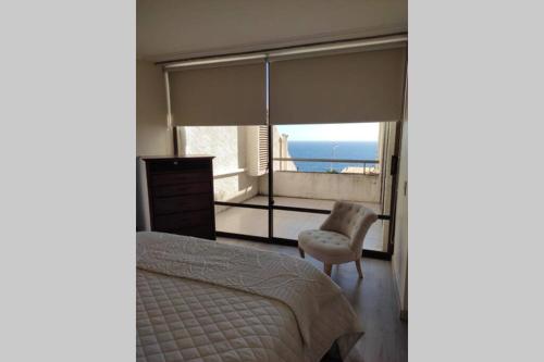 Photo de la galerie de l'établissement HERMOSO APARTAMENTO CON TERRAZA Y VISTA AL MAR, à Viña del Mar