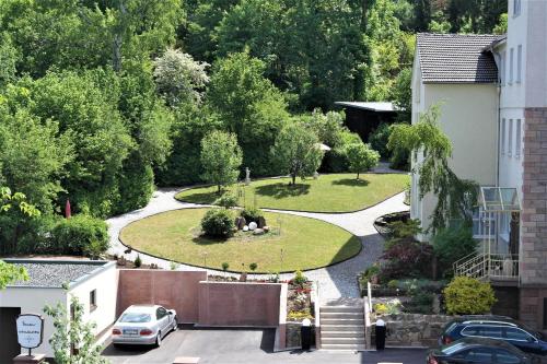 an aerial view of a garden in a house at Haus Bethania Ferienwohnung piccolo in Bad Kissingen