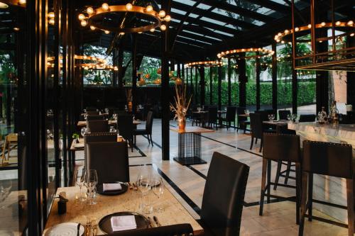 Restoran ili drugo mesto za obedovanje u objektu Cross Chiang Mai Riverside - formerly X2 Chiang Mai Riverside