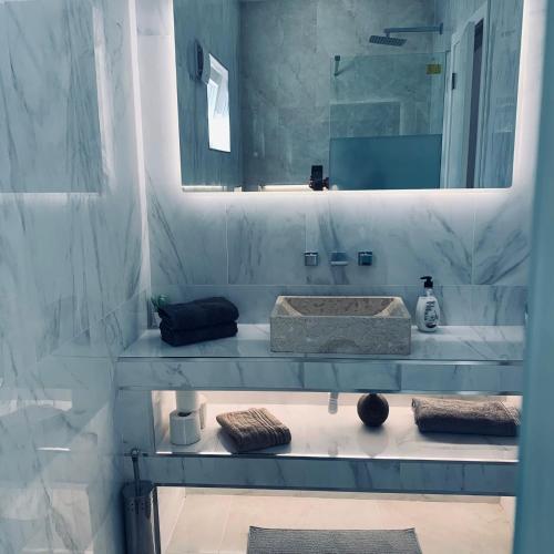 3 bedroom apartment w/ amazing view