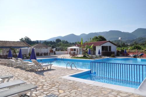 Gallery image of Tassos Apartments in Acharavi