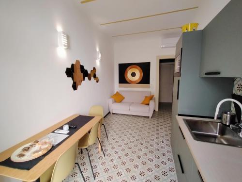 Kuchyň nebo kuchyňský kout v ubytování Sonnino Suite jacuzzi apartment