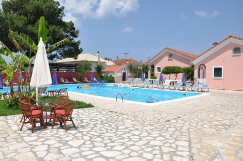 Gallery image of Tassos Apartments in Acharavi