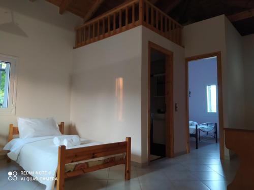 Fotografie z fotogalerie ubytování ozena countryside apartment v destinaci Vromonérion