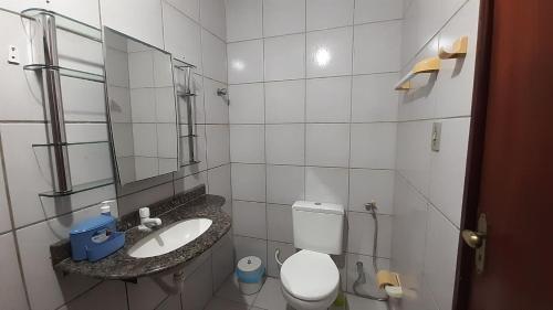 Phòng tắm tại Chalé aconchegante na Barra de São Miguel