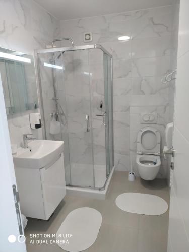 Bilik mandi di Apartment M & N