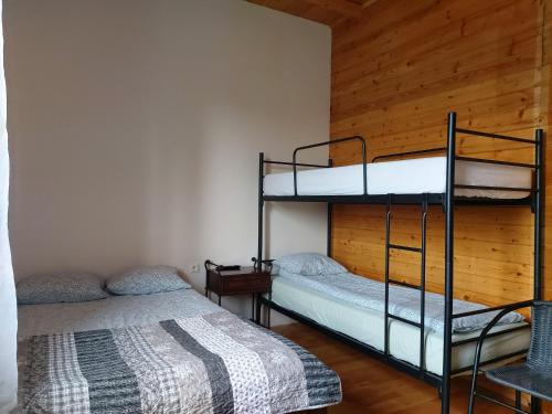 Postel nebo postele na pokoji v ubytování Eko Dworek tylko 1500m do wejścia Energylandii