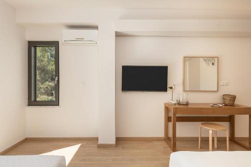 TV a/nebo společenská místnost v ubytování Myrtia Beach House