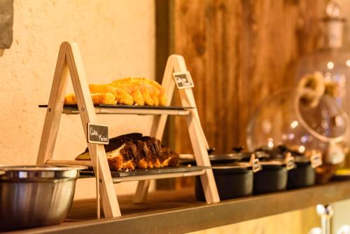 Jídlo v hotelu nebo okolí