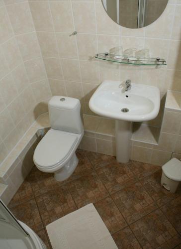 Koupelna v ubytování Hotel Grasu Pils