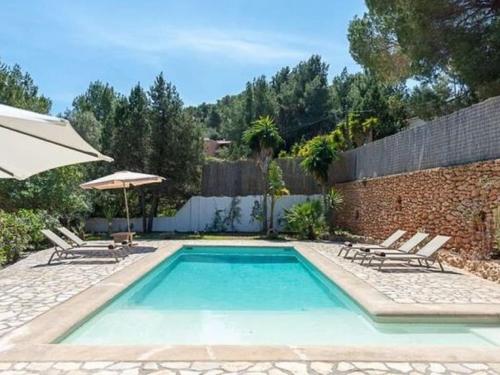 Gorgeous Seaside Vila in Ibiza with Swimming Pool