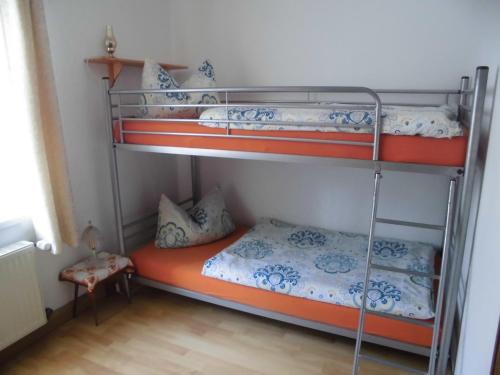 Tempat tidur susun dalam kamar di Ferien bei Seifert